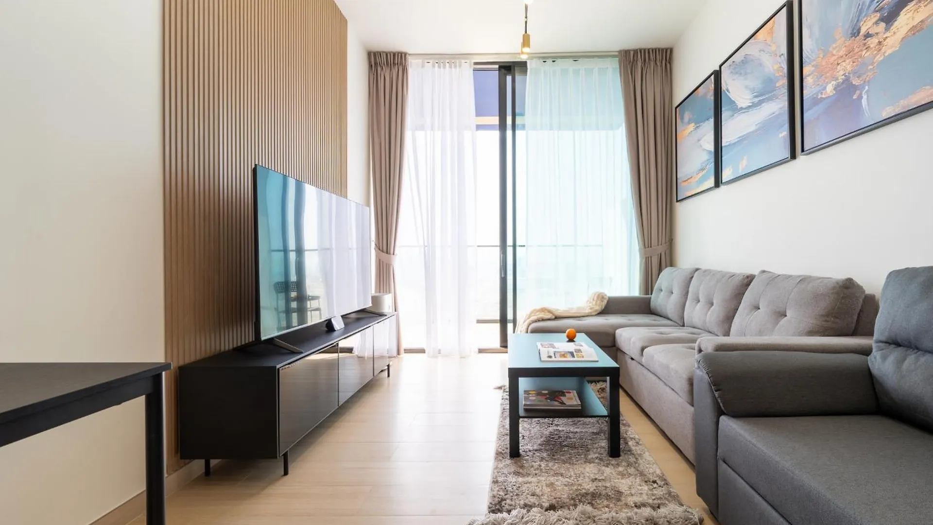 Cozy New Brand 1Br At Jvc Binghatti Corner Dubai