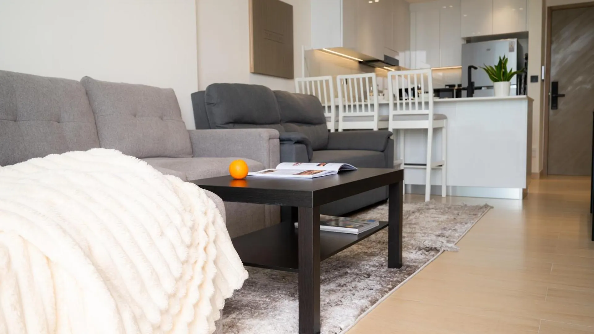 Cozy New Brand 1Br At Jvc Binghatti Corner Dubai 0*,