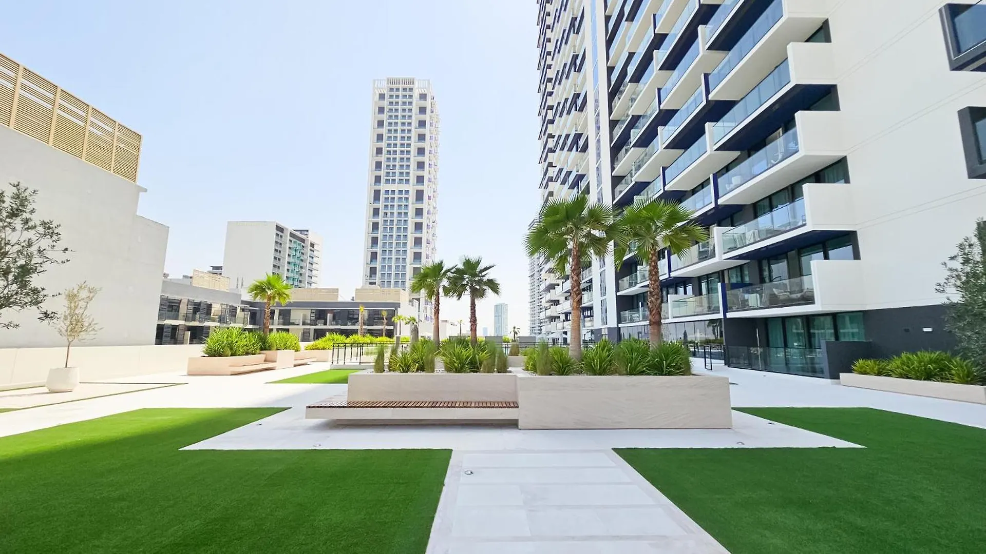 Cozy New Brand 1Br At Jvc Binghatti Corner Dubai 0*,  United Arab Emirates